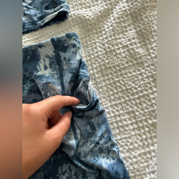 Women’s under armour meridian workout set - Picture 4 of 8